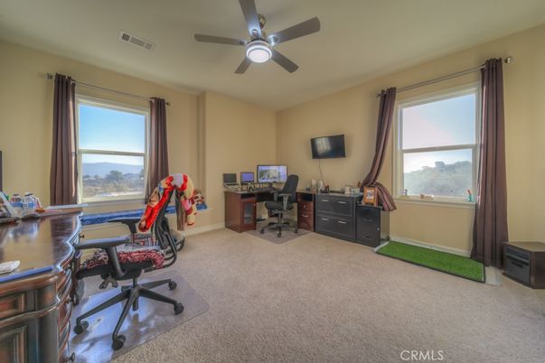 Home Office, Interior