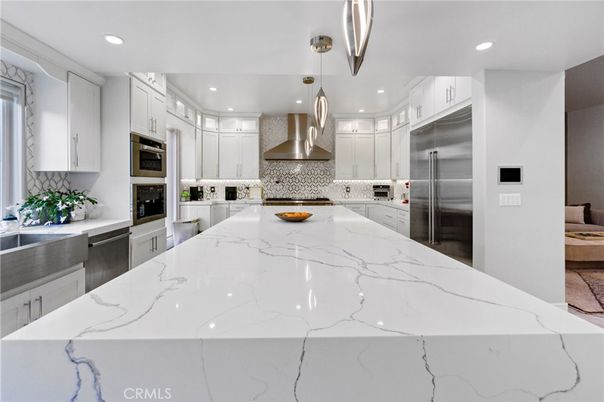 Interior, Kitchen, Pendant Lights, Recessed Lighting, Stainless Steel Appliances