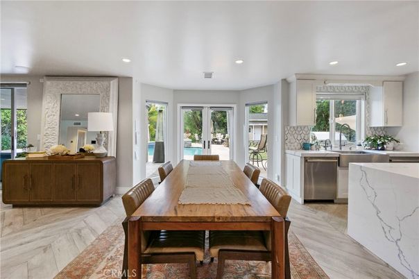 Dining room, Interior, Kitchen, Recessed Lighting, Stainless Steel Appliances, Wood Texture Flooring