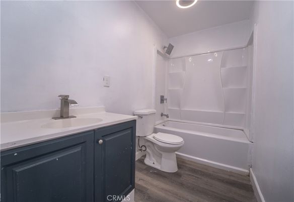 Bathroom, Interior, Recessed Lighting, Wood Texture Flooring