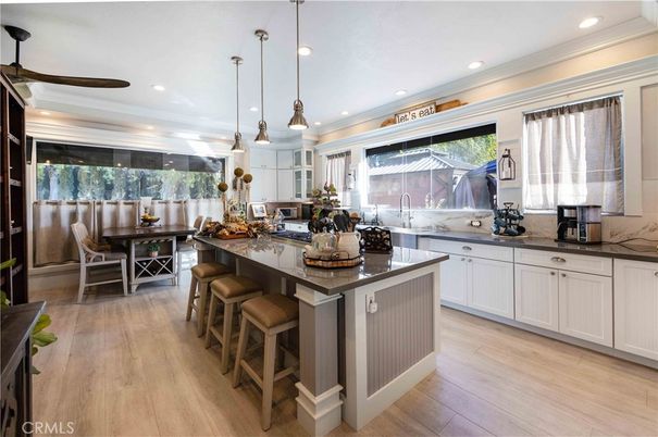 Dining room, Interior, Kitchen, Pendant Lights, Recessed Lighting, Wood Texture Flooring