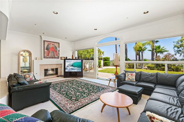 Fireplace, Interior, Living room, Recessed Lighting