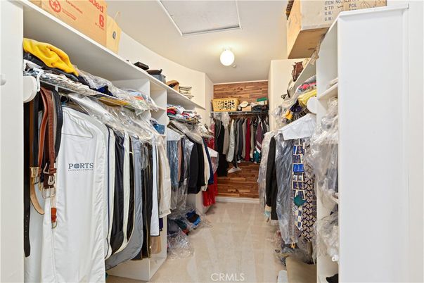 Interior, Walk-in Closets