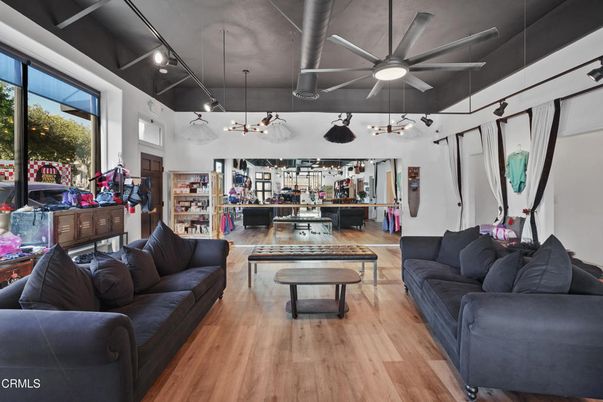 Interior, Living room, Pendant Lights, Wood Texture Flooring
