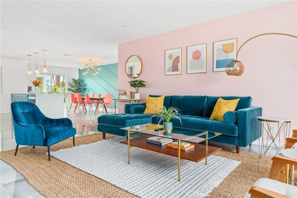Dining room, Interior, Living room, Pendant Lights