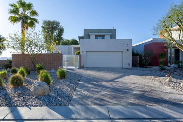 Attached, Exterior, Facade, Modern