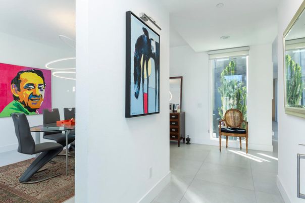 Dining room, Interior, Pendant Lights, Recessed Lighting