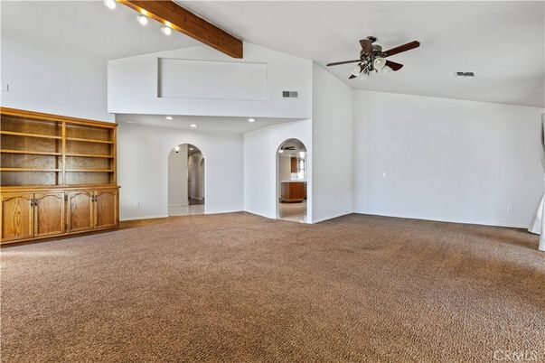 Empty room, Interior, Recessed Lighting, Wooden Beams