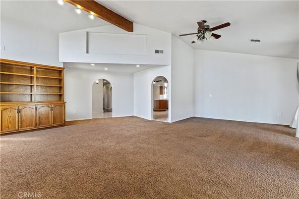 Empty room, Interior, Recessed Lighting, Wooden Beams