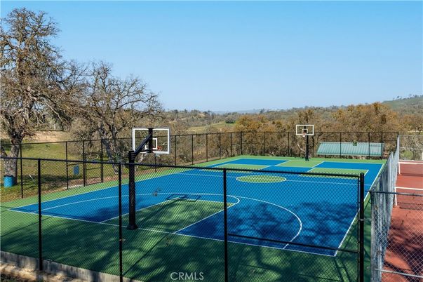 Exterior, Tennis Courts