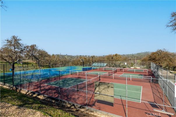 Exterior, Tennis Courts