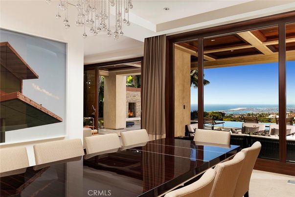 Dining room, Fireplace, Interior, Recessed Lighting, Water
