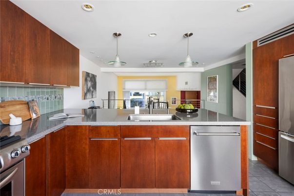Interior, Kitchen, Pendant Lights, Recessed Lighting, Stainless Steel Appliances