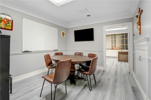 Dining room, Interior, Recessed Lighting, Wood Texture Flooring