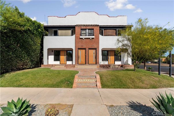 Backyard, Exterior, Facade, Brick Facade, Mediterranean