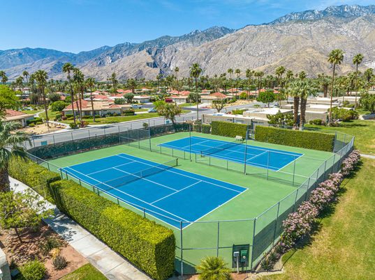Exterior, Tennis Courts