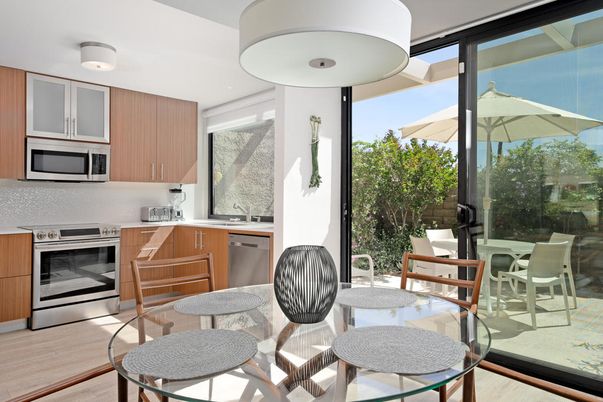 Dining room, Interior, Kitchen, Stainless Steel Appliances, Wood Texture Flooring