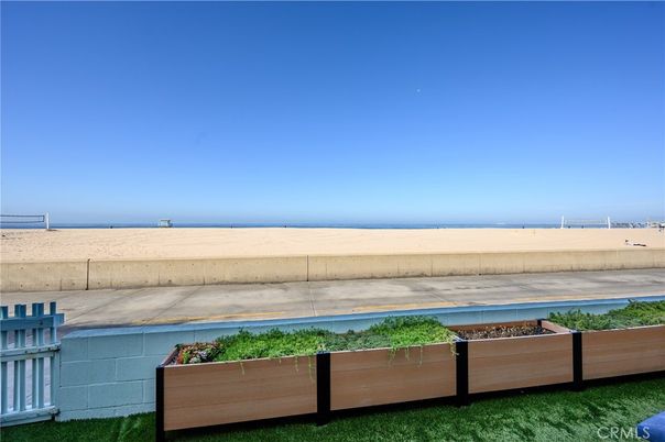 Exterior, Water