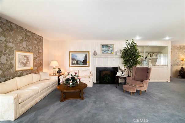 Fireplace, Interior, Living room