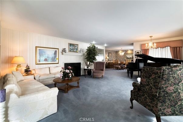 Chandelier, Fireplace, Interior, Living room, Piano