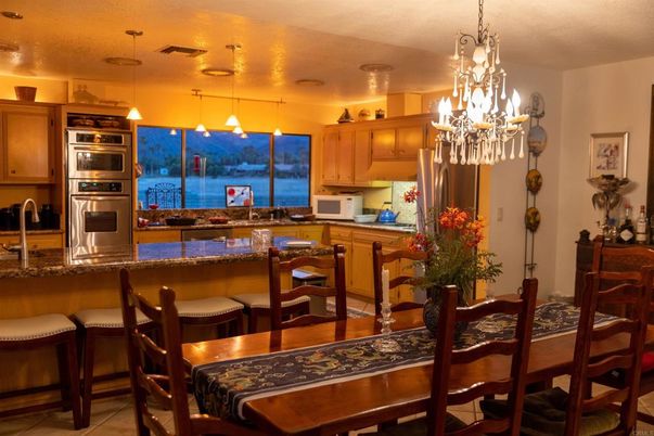 Chandelier, Dining room, Interior, Kitchen, Pendant Lights, Stainless Steel Appliances