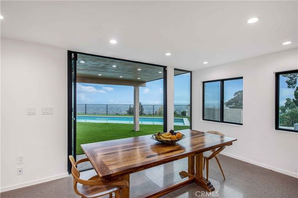 Dining room, Interior, Recessed Lighting, Water