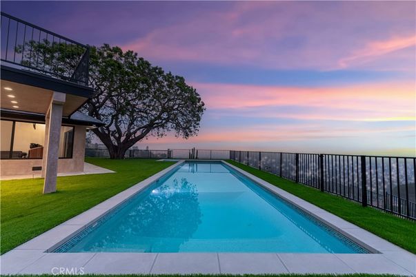 Exterior, Pool, Water