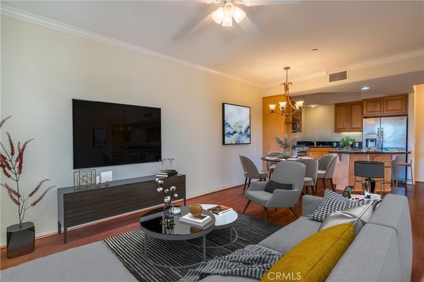 Chandelier, Dining room, Interior, Kitchen, Living room, Recessed Lighting, Wood Texture Flooring