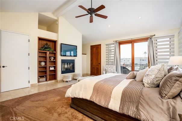 Bedroom, Fireplace, Interior, Recessed Lighting