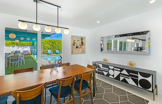 Dining room, Interior, Pendant Lights, Recessed Lighting
