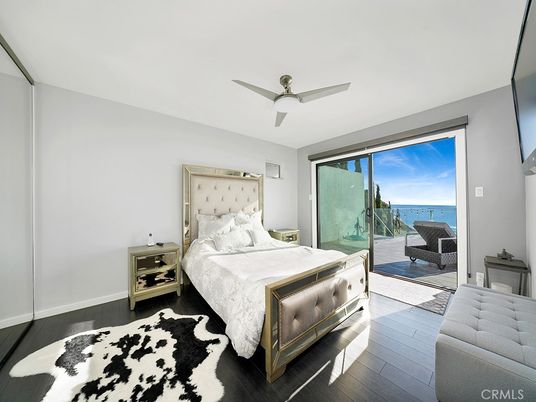 Bedroom, Interior, Water, Wood Texture Flooring