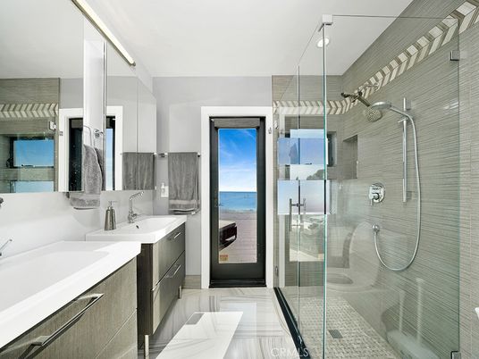 Bathroom, Glass Shower, Interior, Water