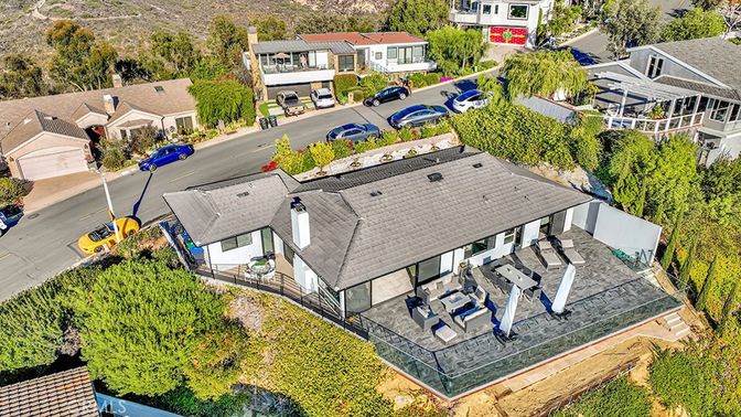 Exterior, Drone