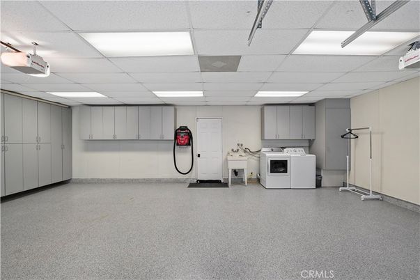Fireplace, Interior, Recessed Lighting, Washer