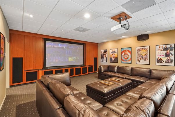Interior, Projection Screen, Recessed Lighting, Theatre Room