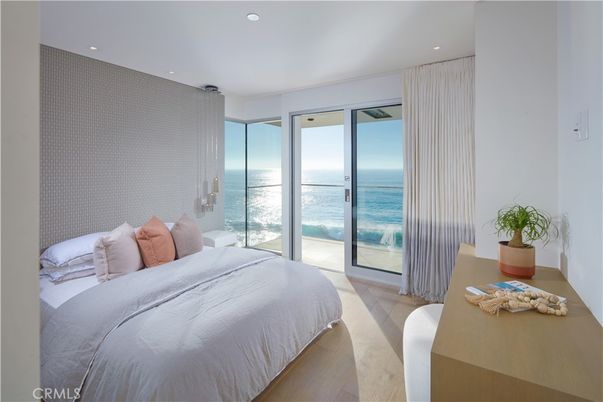 Bedroom, Interior, Recessed Lighting, Water, Wood Texture Flooring