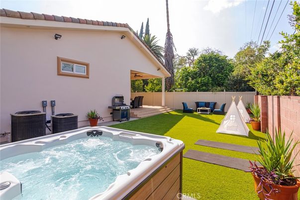 Backyard, Exterior, Hot Tub