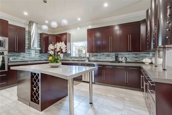 Interior, Kitchen, Pendant Lights, Recessed Lighting, Stainless Steel Appliances