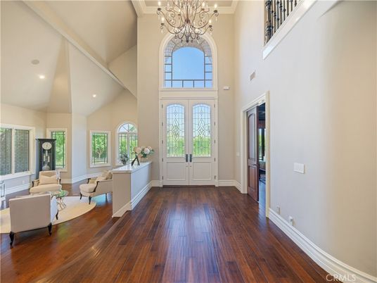 Chandelier, Interior, Living room, Recessed Lighting, Wood Texture Flooring