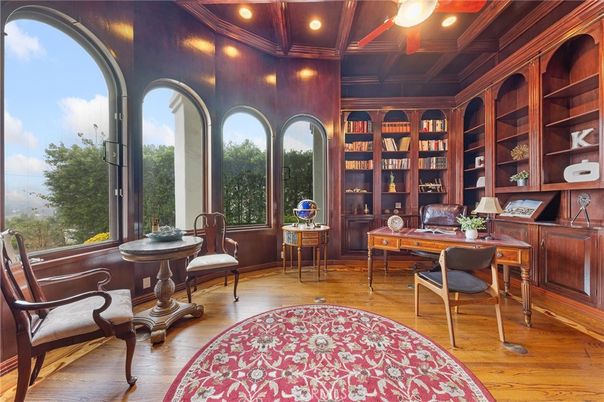 Home Office, Interior, Recessed Lighting, Wooden Beams, Wooden Ceilings, Wood Texture Flooring