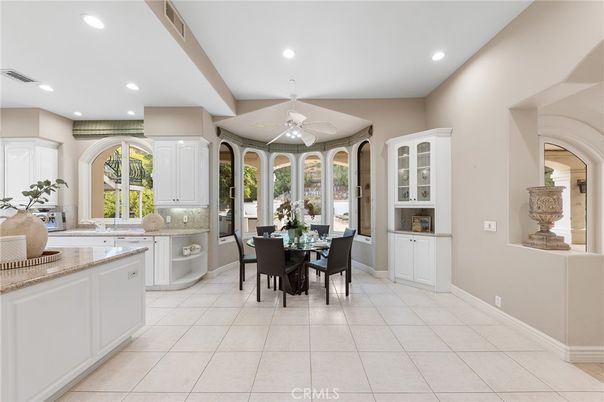 Dining room, Interior, Recessed Lighting