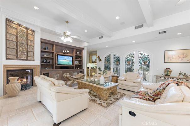 Fireplace, Interior, Living room, Recessed Lighting