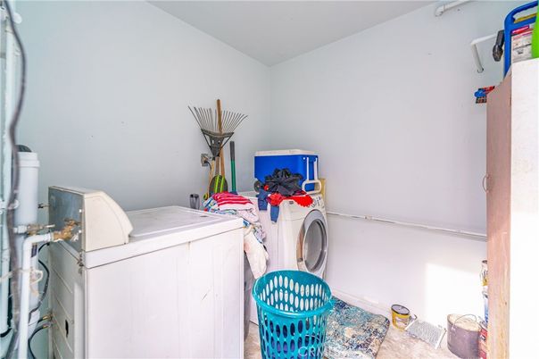 Interior, Washer