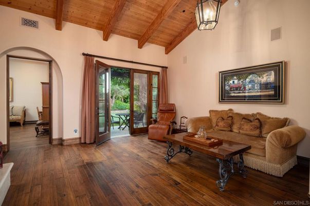 Interior, Living room, Pendant Lights, Wooden Beams, Wooden Ceilings, Wood Texture Flooring