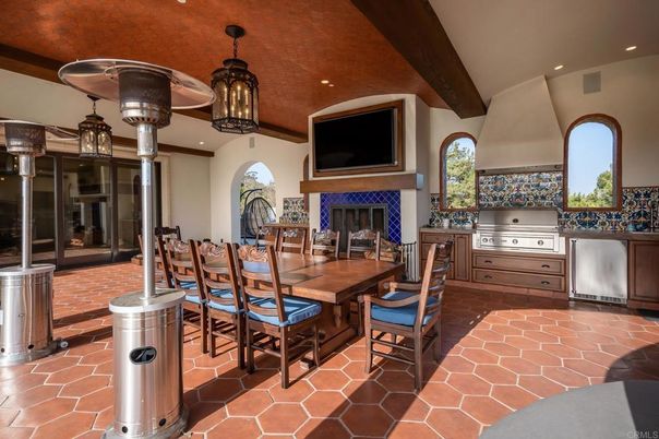 Dining room, Fireplace, Interior, Recessed Lighting