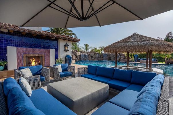Exterior, Fireplace, Pool