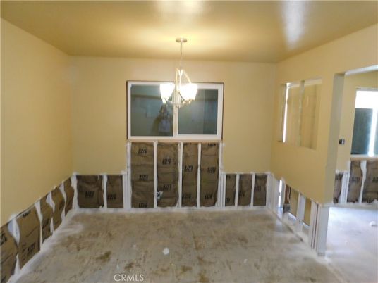 Empty room, Interior, Pendant Lights