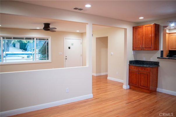 Interior, Recessed Lighting, Wood Texture Flooring