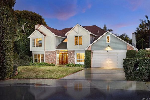 Attached, Exterior, Facade, Brick Facade, Farmhouse
