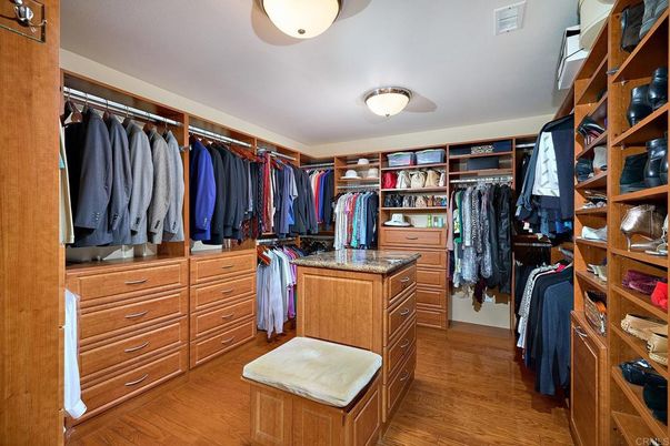 Interior, Walk-in Closets, Wood Texture Flooring